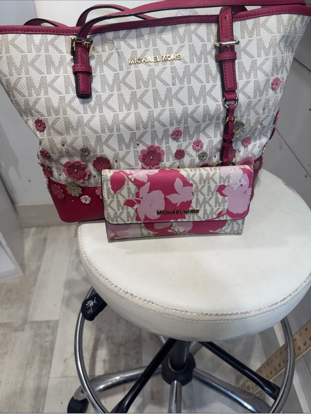 Michael Kors Cream and Pink Floral Tote with Matching Wallet